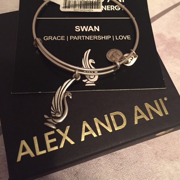 NWT Alex & Ani Discontinued Swan Bangle