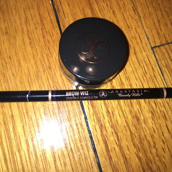 ABH Dipbrow Soft Brown & Brow Wiz Medium Brown