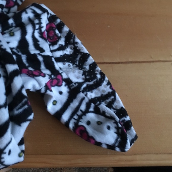Hello Kitty Footed PJs - Picture 4 of 4