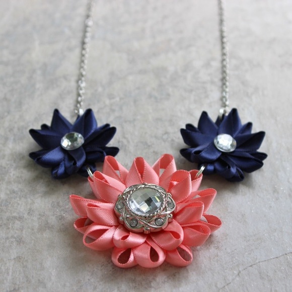 Worn once! Necklace and earring set