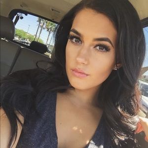 Meet your Posher, Isabelle