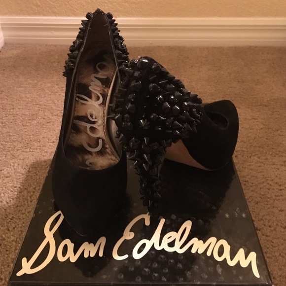 Sam Edelman Roza Black Suede Pumps