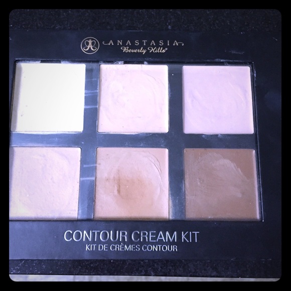 Anastasia Beverly Hills Cream Contour Kit