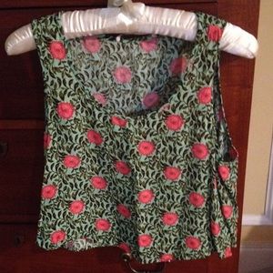 Cropped floral top
