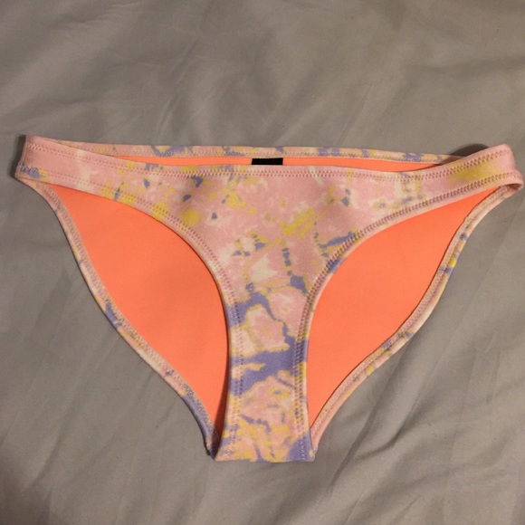 triangl bottoms size large