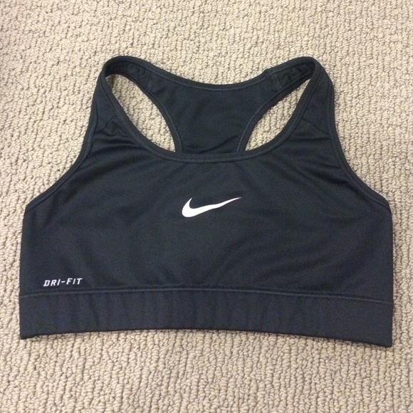 Nike Dri-fit sports bra. Size S.
