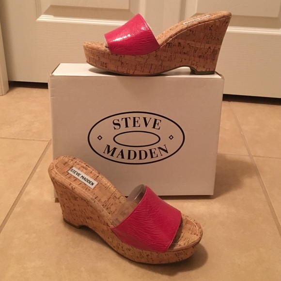 Steve Madden Cork Wedges 9