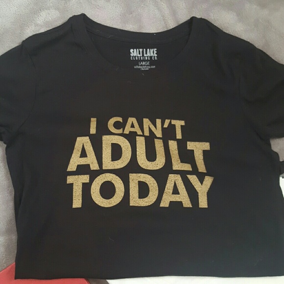 Tee Shirt 🥳 - Picture 3 of 3