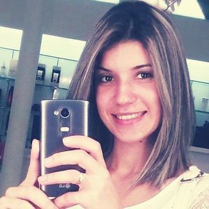 Meet your Posher, Karine