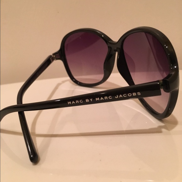 Marc Jacob sunglasses - Picture 1 of 4