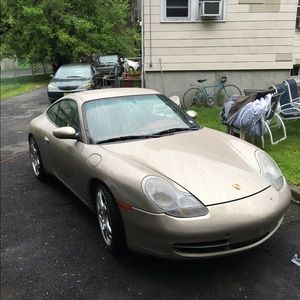 Meet your Posher, Wallace