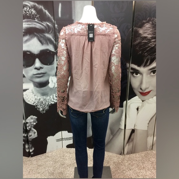 💥Sold in Bundle💥NWT!! Boutique Top - Picture 3 of 3