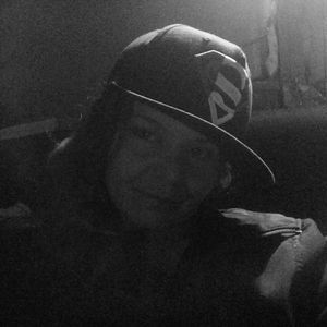 Meet your Posher, Llynnette