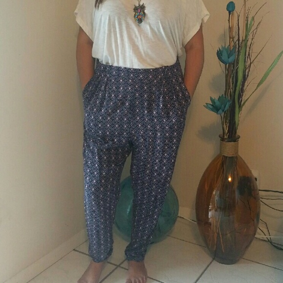 Hollister Harem Pants Large