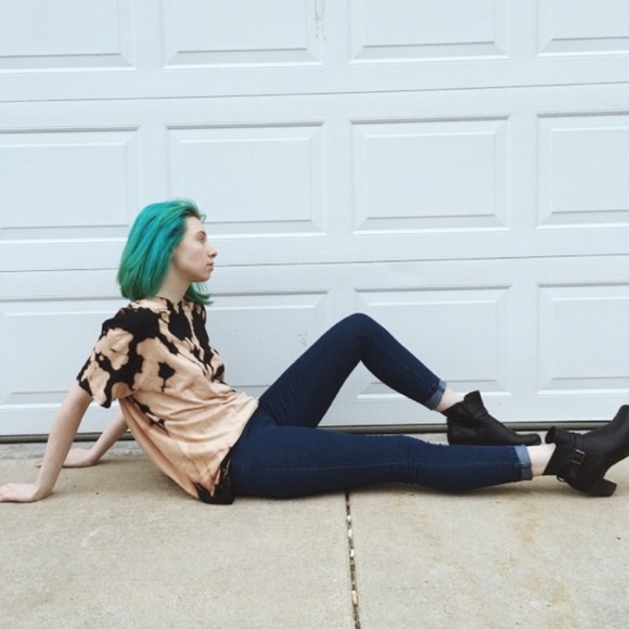 Jeans - Picture 2 of 2