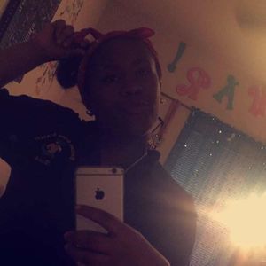 Meet your Posher, Raina