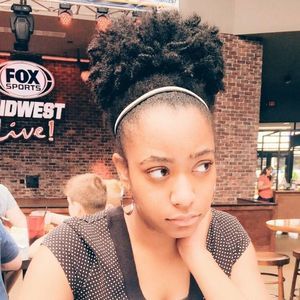 Meet your Posher, Indya