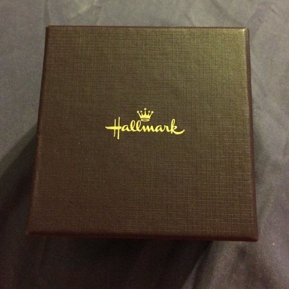 ⌚️⌚️HALLMARK WATCH⌚️⌚️ - Picture 2 of 3