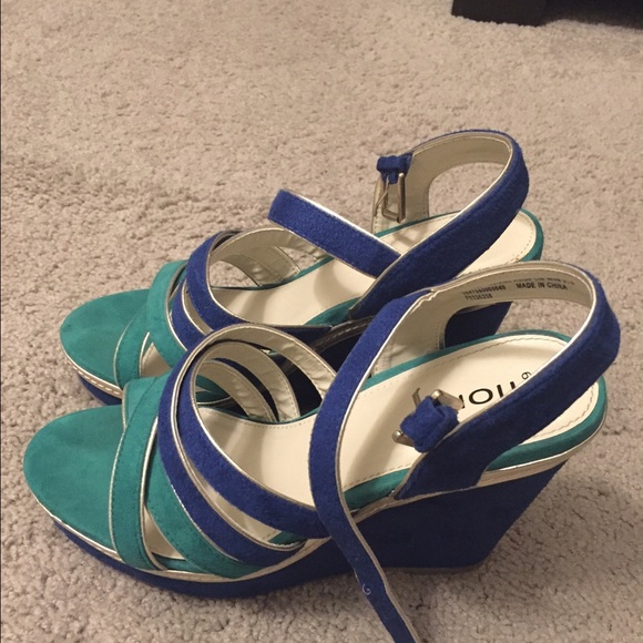 Blue and Green Wedges.