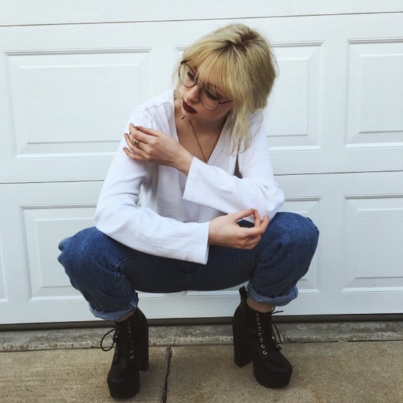 Tommy Hilfiger Tops - Tommy Hilfiger long sleeved shirt