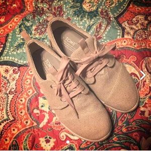 Toms Sneakers