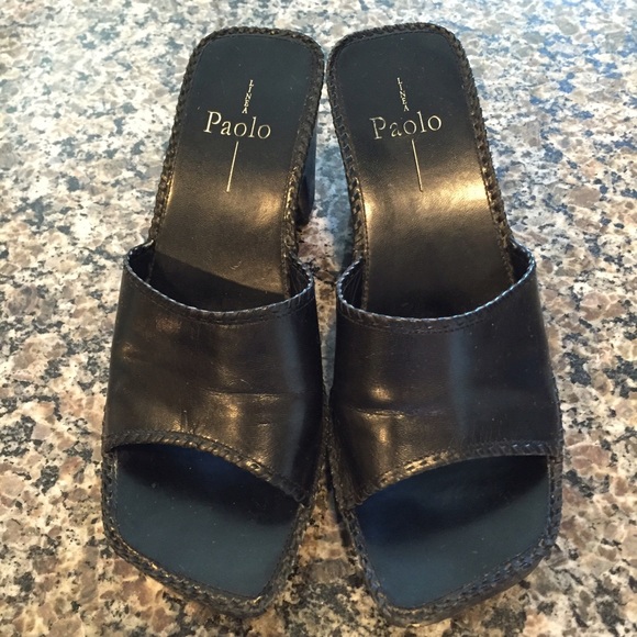 Paolo black leather heeled slides