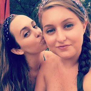 Meet your Posher, Kelley