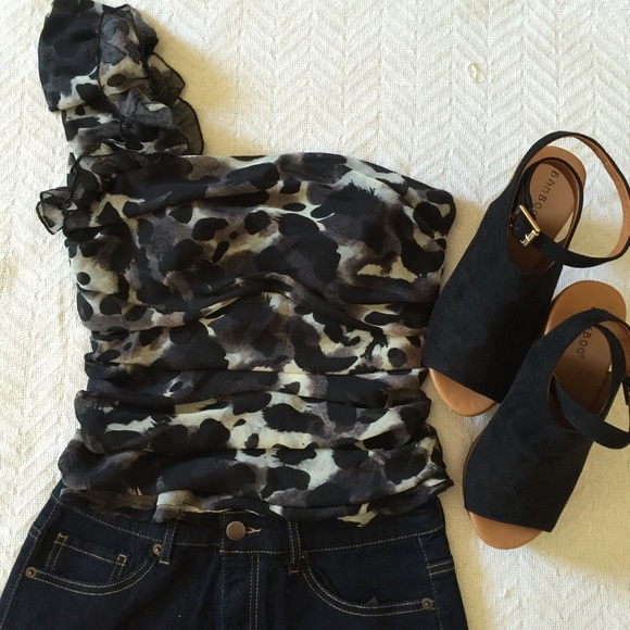 one shouldered top