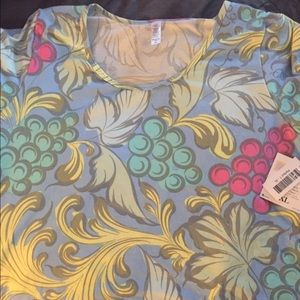 LuLaRoe Perfect T- XL