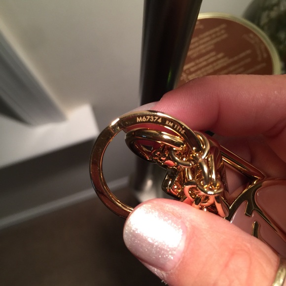 ❗️SOLD❗️Brand New Louis Vuitton Bag Charm - Picture 3 of 4
