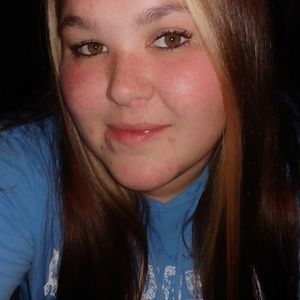 Meet your Posher, Deleina