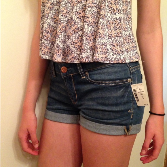 Aeropostale Pants - New Aéropostale midi jean shorts