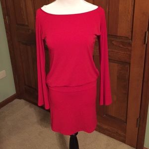Long sleeved red dress