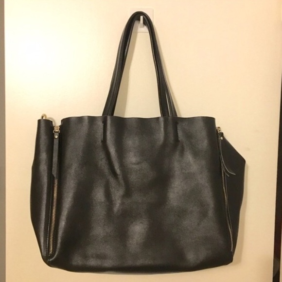 Madewell Handbags - Madewell Black East-West Tote