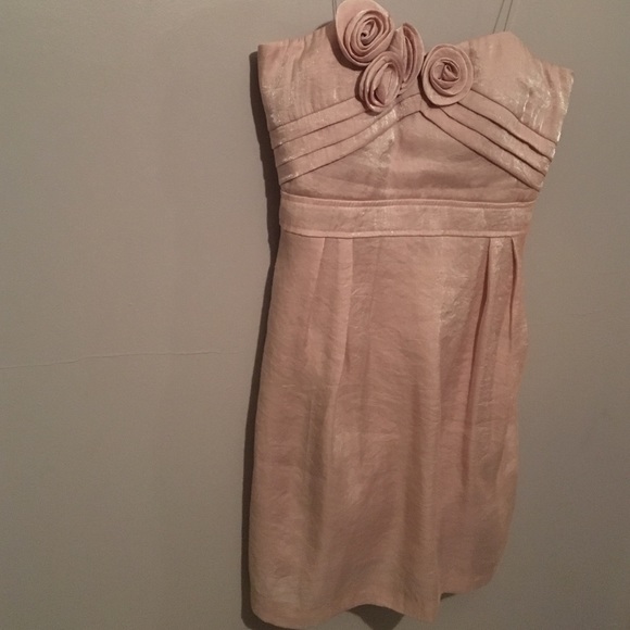 Dress - Picture 2 of 3