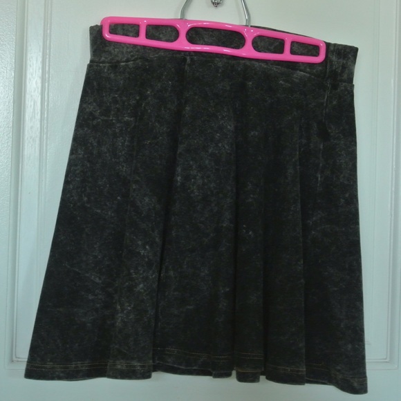 Distressed Topshop Skirt Black&Grey