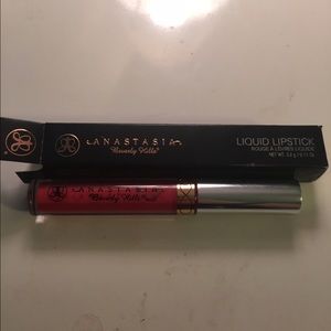 ABH Liquid Lipstick - Sweet Talker