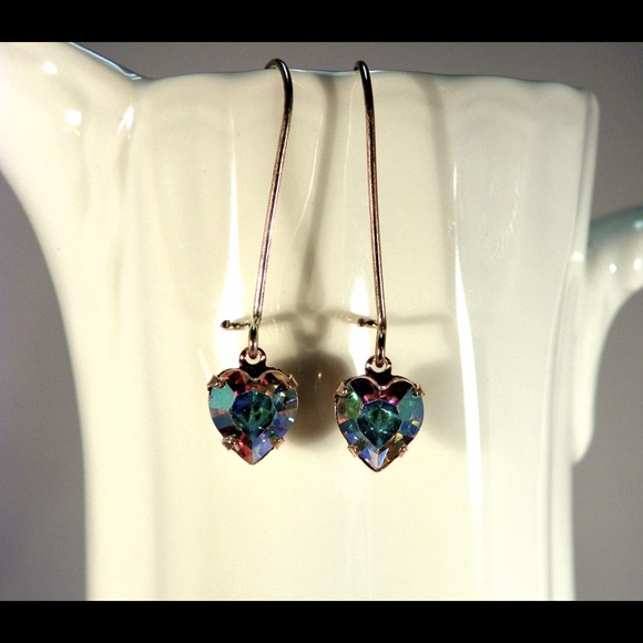 SALE. Cute 8mm Swarovski Crystal heart earrings. - Picture 3 of 8