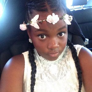 Meet your Posher, Simone