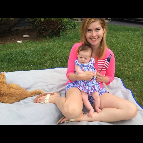 Meet your posher! - Picture 2 of 6