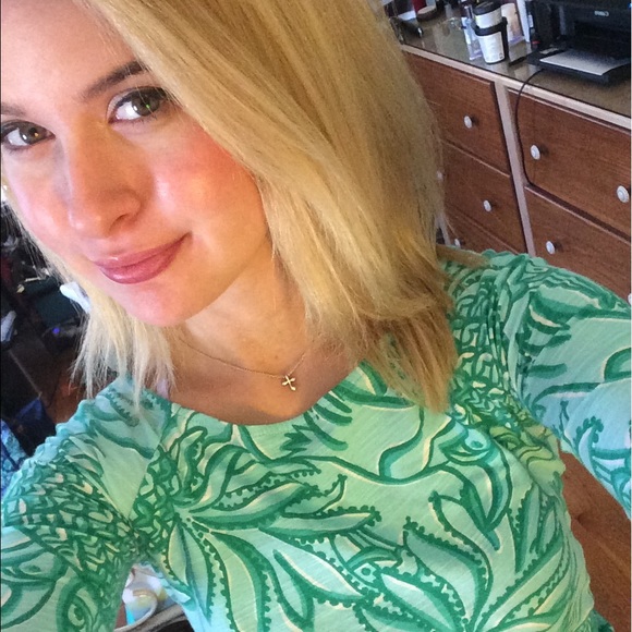 Meet your posher! - Picture 4 of 6