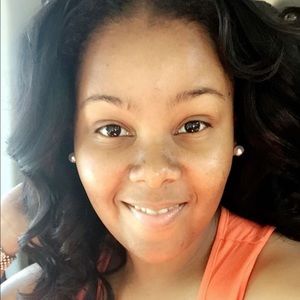 Meet your Posher, Leeza