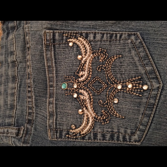 Faded jeans - Picture 4 of 4