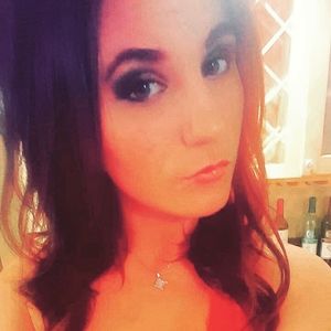 Meet your Posher, Kelli