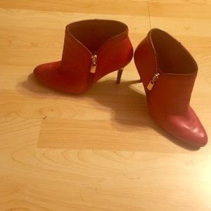 Lipstick red zipper booties