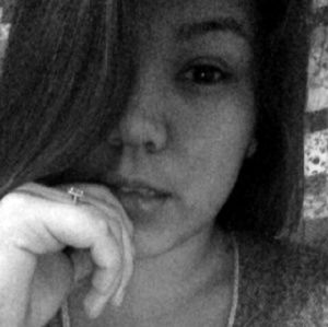 Meet your Posher, Desiree