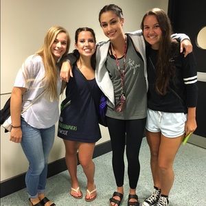 Meet your Posher, Madi