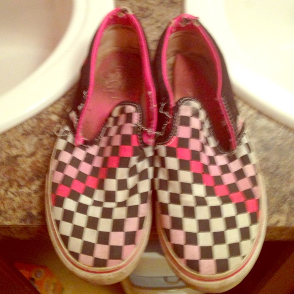 SIZE 7.5 PINK, BLACK AND WHITE CHECKERED VANS