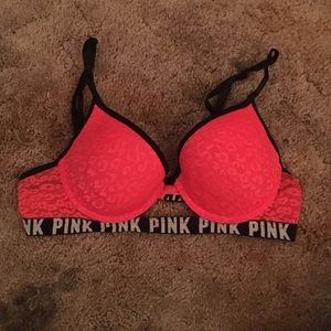 NEVER WORN Pink VS Leopard Lace Push Up Bra