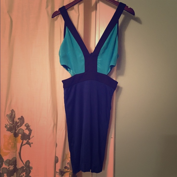 Bebe cut out dress - Picture 1 of 3